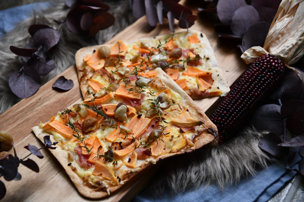 Süßkartoffel-Maroni-Flammkuchen